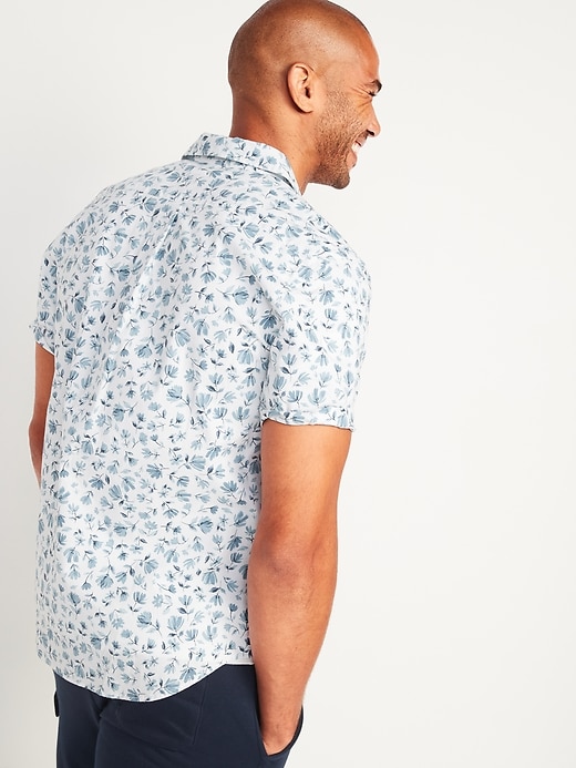 Image number 2 showing, Built-In Flex Everyday Floral-Print Short-Sleeve Shirt