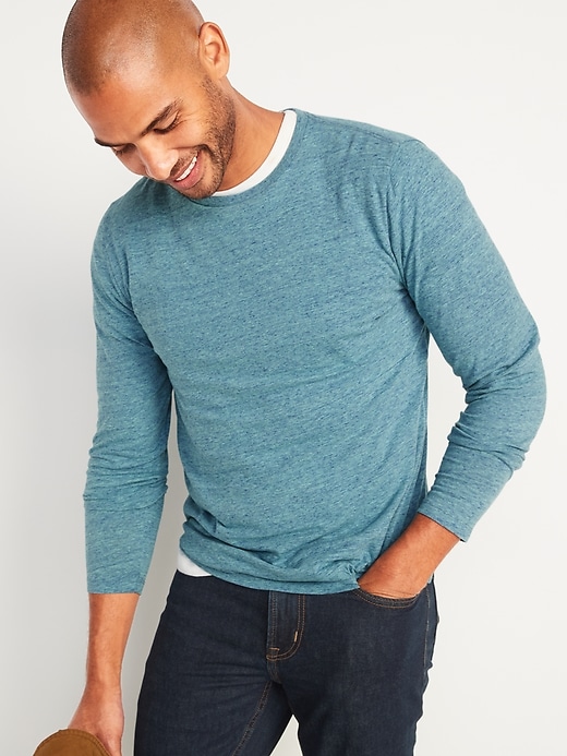 Old Navy Soft-Washed Long-Sleeve Layering T-Shirt for Men. 1