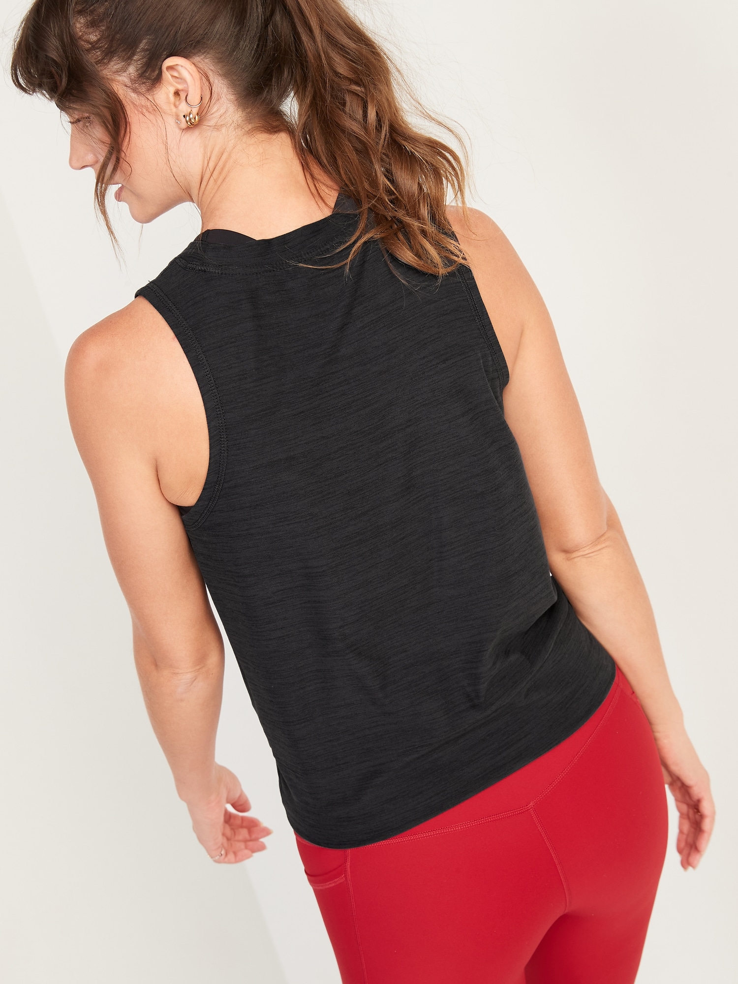 Breathe ON Twist-Hem Cropped Tank Top for Women