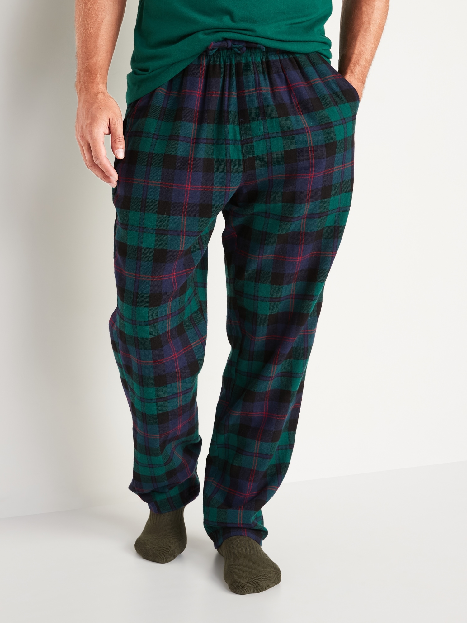 NWT: Men's Old Navy Plaid Flannel Pajama Pants, Red/Black, Size XL