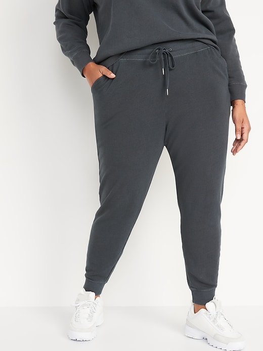 Image number 7 showing, Mid-Rise Vintage Street Jogger Sweatpants for Women