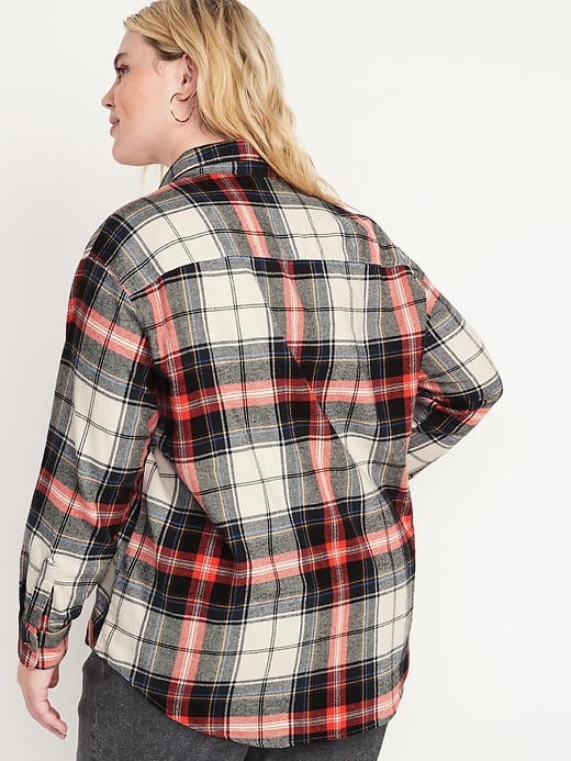 Image number 8 showing, Oversized Plaid Flannel Boyfriend Tunic Shirt for Women