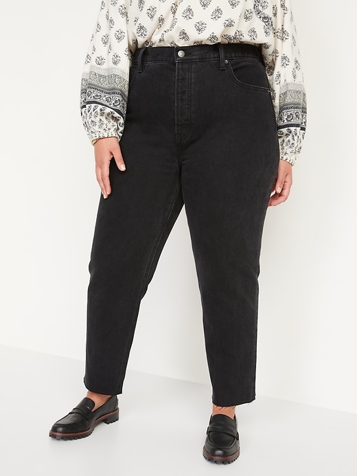 Image number 7 showing, Extra High Waisted Button-Fly Sky-Hi Straight Cut-Off Jeans for Women