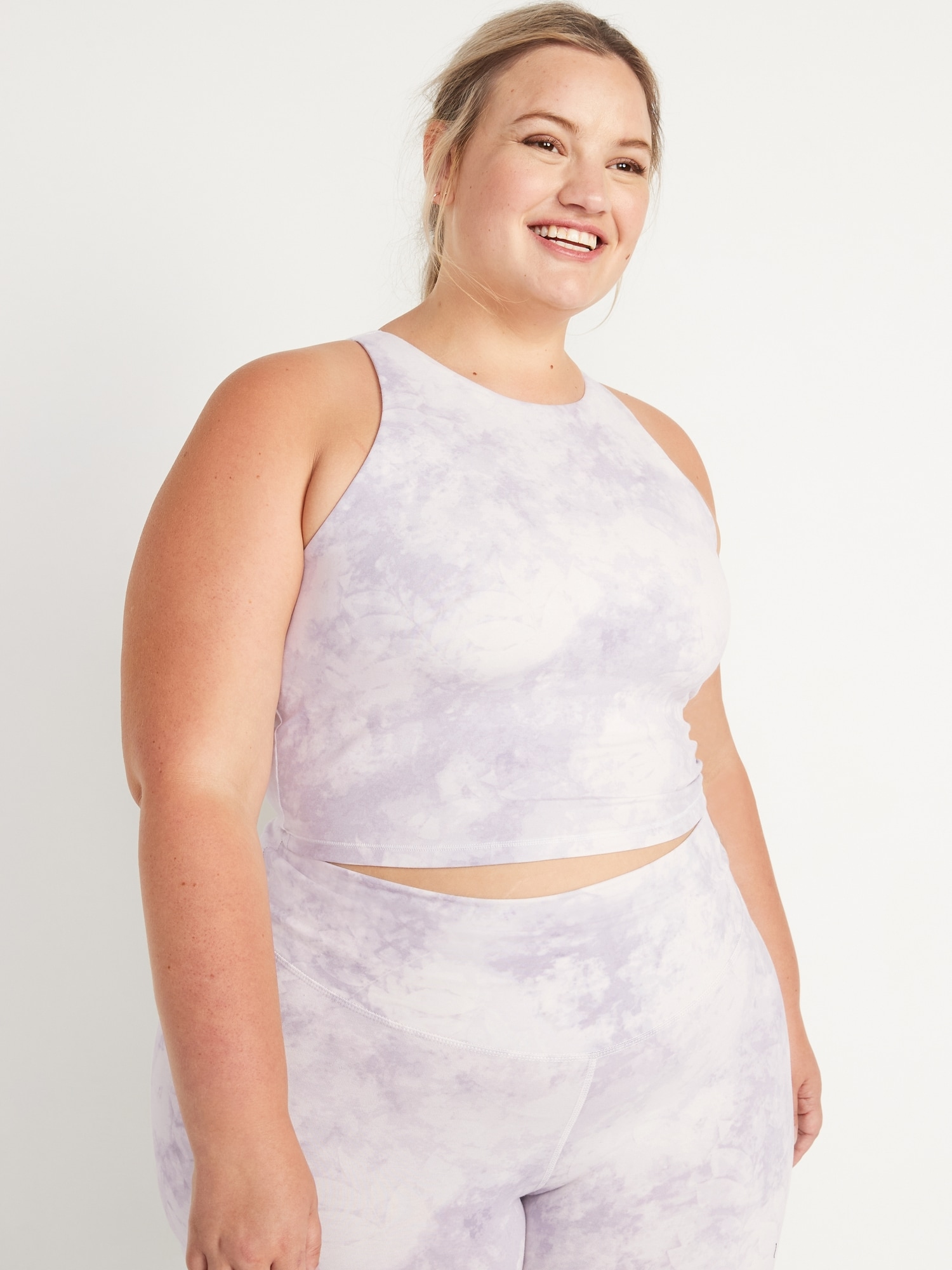 Light Support PowerChill Longline Sports Bra Tank for Women Old Navy