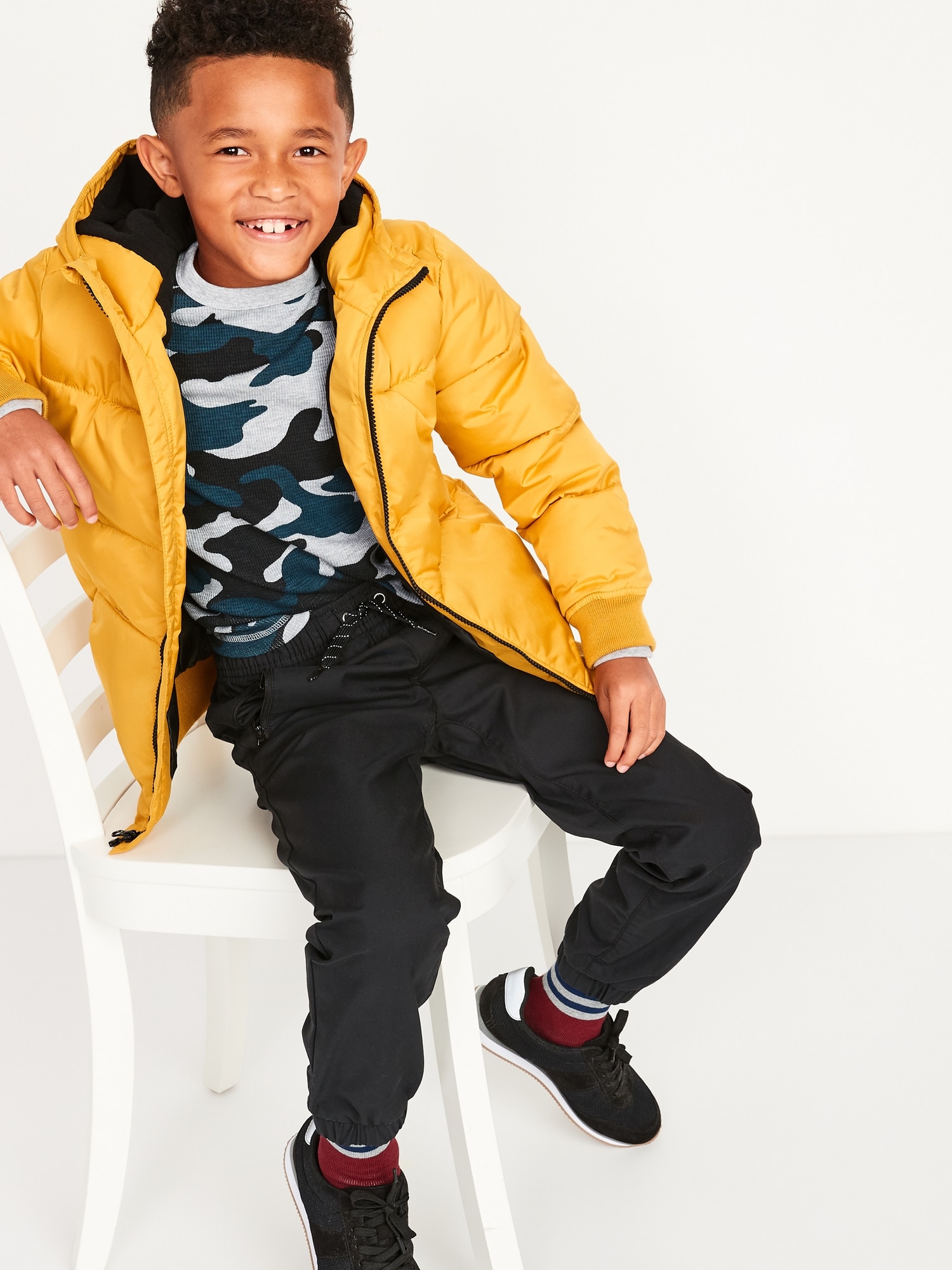 Old navy old navy built in flex twill joggers for boys