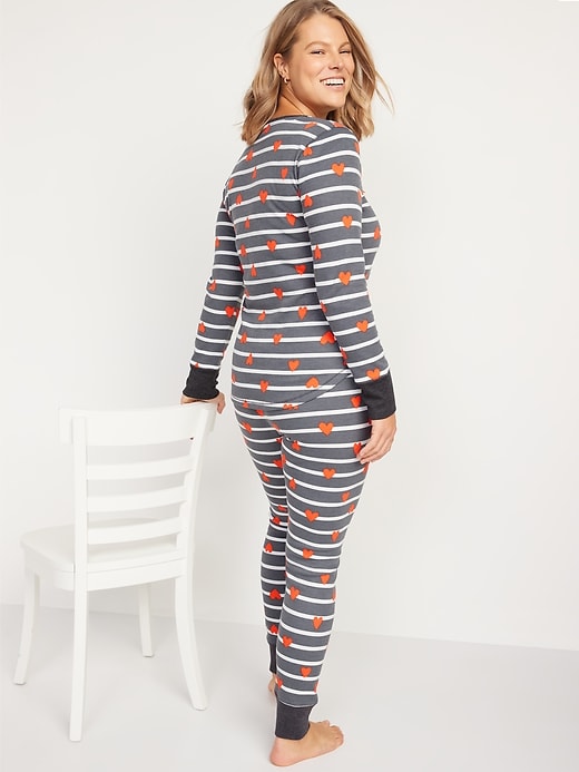Image number 2 showing, Matching Printed Thermal Pajama Set