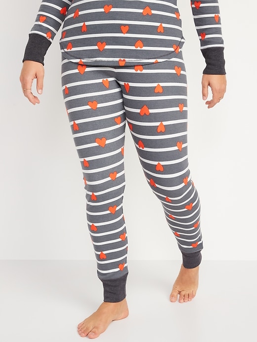Image number 1 showing, Matching Printed Thermal Pajama Set