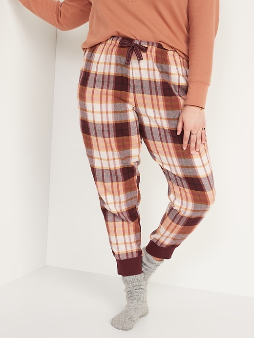 Old Navy - Matching Printed Flannel Jogger Pajama Pants for Women