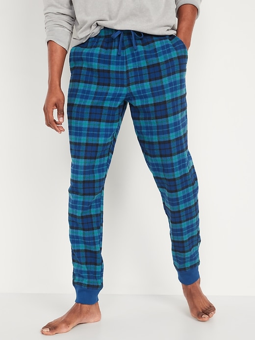 Old Navy Matching Plaid Flannel Jogger Pajama Pants for Men. 2