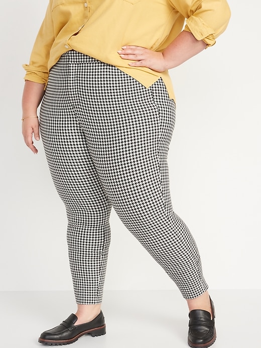 Image number 6 showing, High-Waisted Pixie Houndstooth Ankle Pants