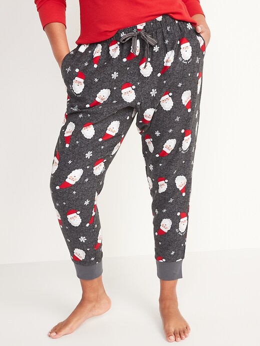 Old Navy Matching Printed Flannel Jogger Pajama Pants for Women. 1