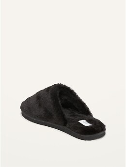 Old navy hot sale fuzzy slippers