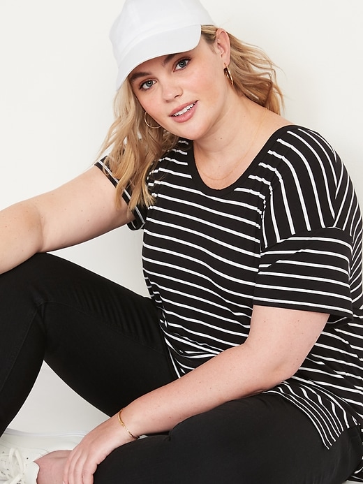 Short-Sleeve Luxe Oversized Striped Tunic T-Shirt For Women | Old Navy