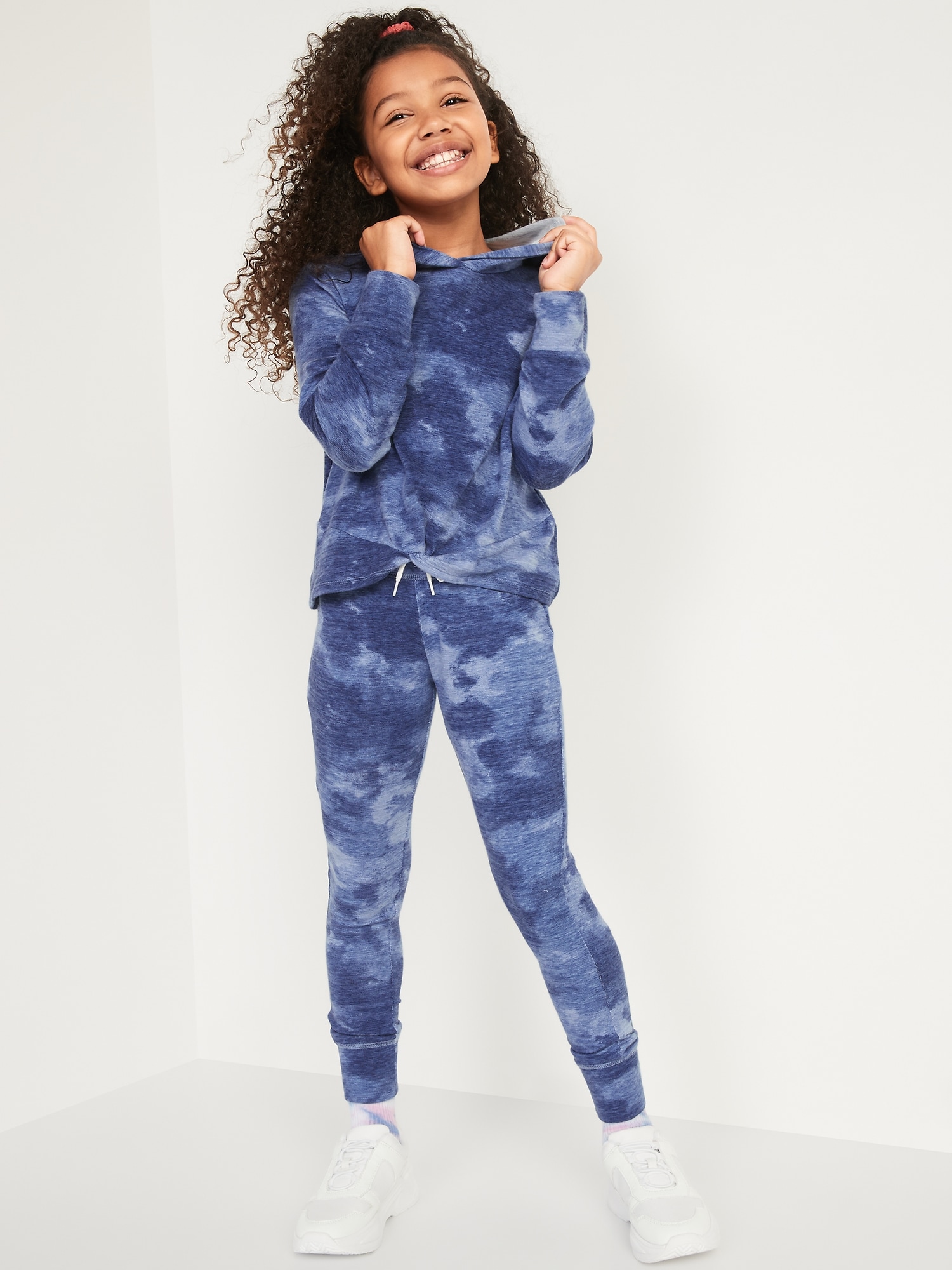 Cozy-Knit Printed Twist-Hem Hoodie & Jogger Sweatpants Set for Girls ...