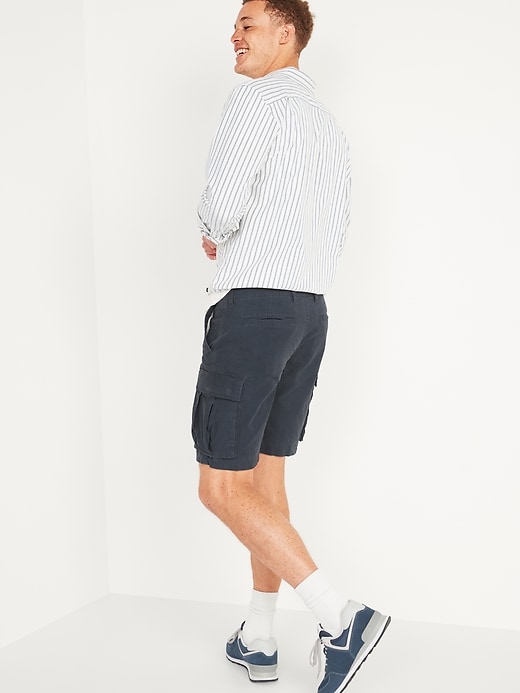Image number 2 showing, Lived-In Straight Built-In Flex Khaki Cargo Shorts for Men -- 10-inch inseam