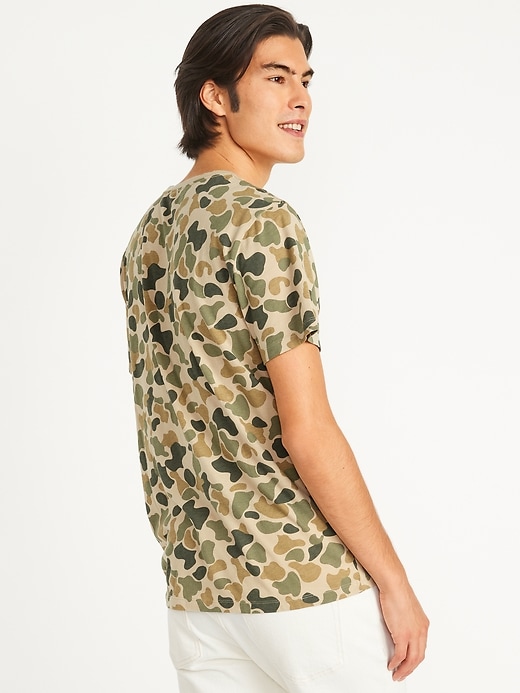 Image number 2 showing, Camo Logo-Graphic T-Shirt