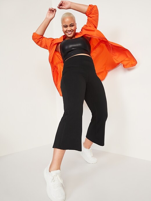 Extra High-Waisted PowerChill Cropped Wide-Leg Yoga Pants | Old Navy