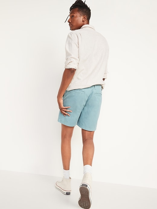 Image number 2 showing, Straight Lived-In Khaki Non-Stretch Shorts -- 7-inch inseam