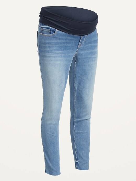 Image number 4 showing, Maternity Rollover-Panel Skinny 360&#176 Stretch Cut-Off Jeans