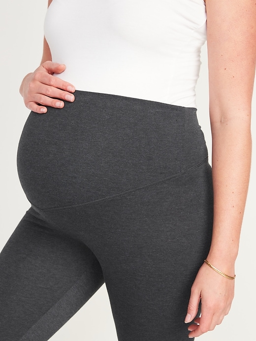 Image number 5 showing, Maternity Full-Panel Cropped Leggings