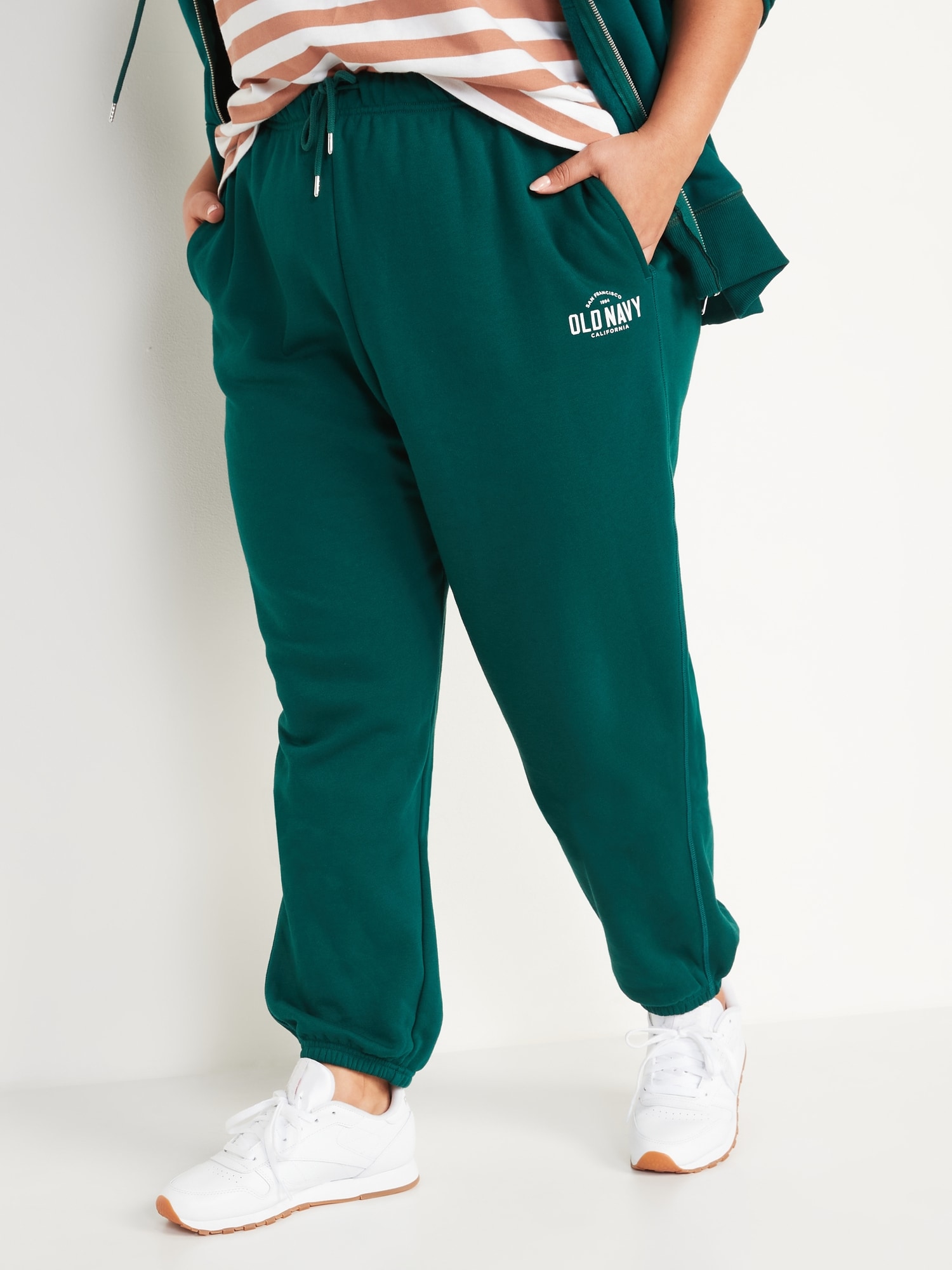 old navy green sweatpants