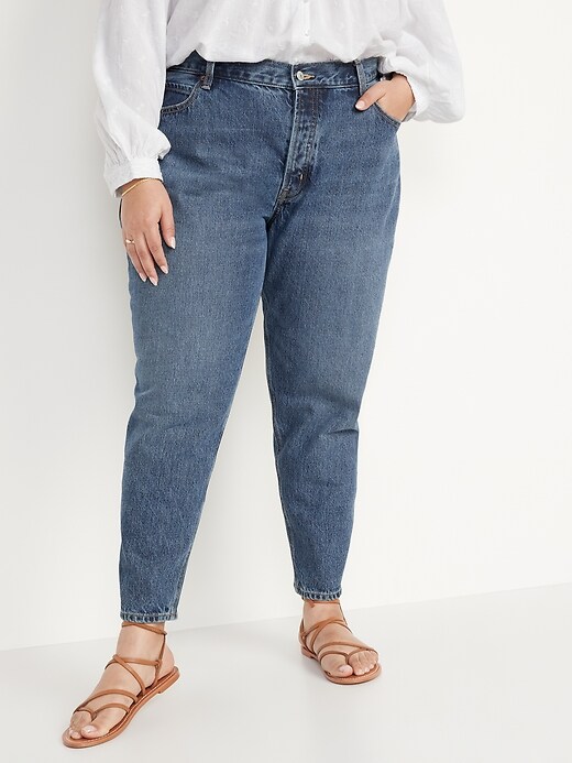 Image number 7 showing, Mid-Rise Button-Fly Slouchy Taper Non-Stretch Ankle Jeans for Women