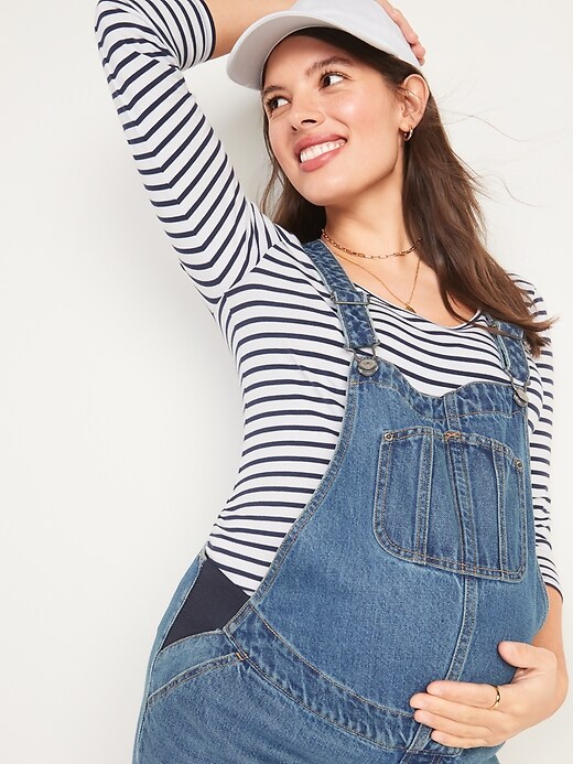 Image number 3 showing, Maternity Side-Panel Slouchy Jean Short Overalls -- 5-inch inseam
