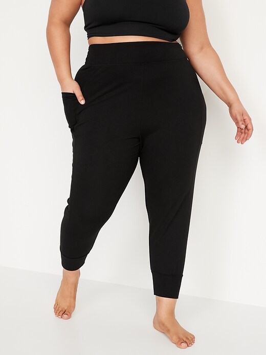 Image number 7 showing, High-Waisted Live-In Jogger Sweatpants