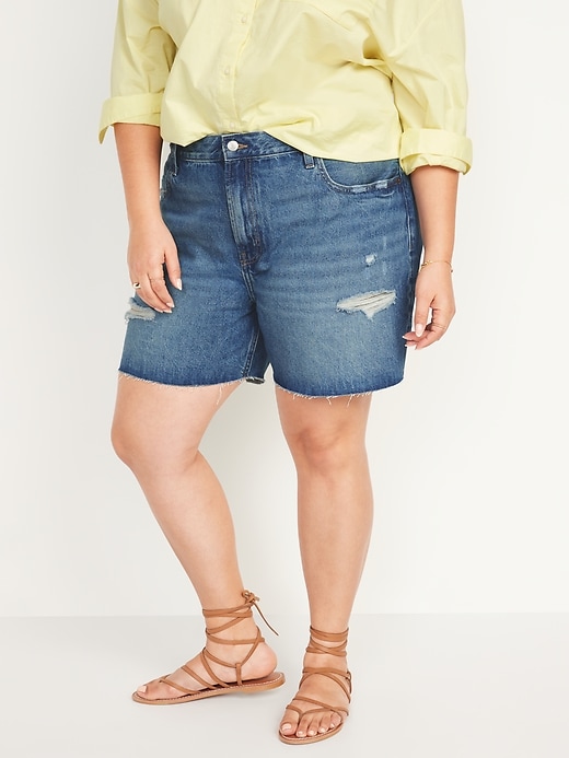 Image number 7 showing, High-Waisted Slouchy Straight Medium-Wash Cut-Off Non-Stretch Jean Shorts -- 5-inch inseam