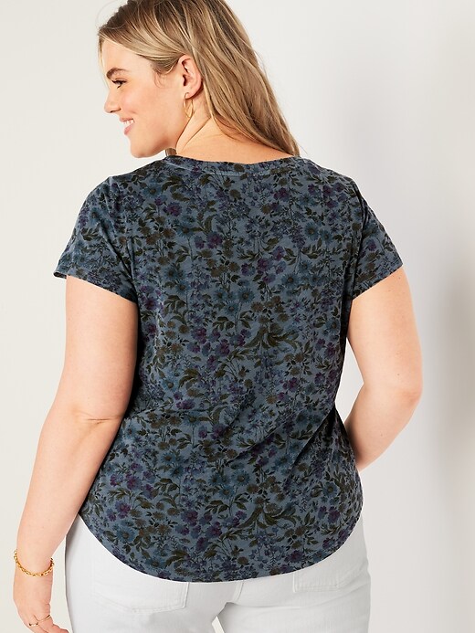 Image number 8 showing, EveryWear Overdyed Floral-Print Scoop-Neck T-Shirt