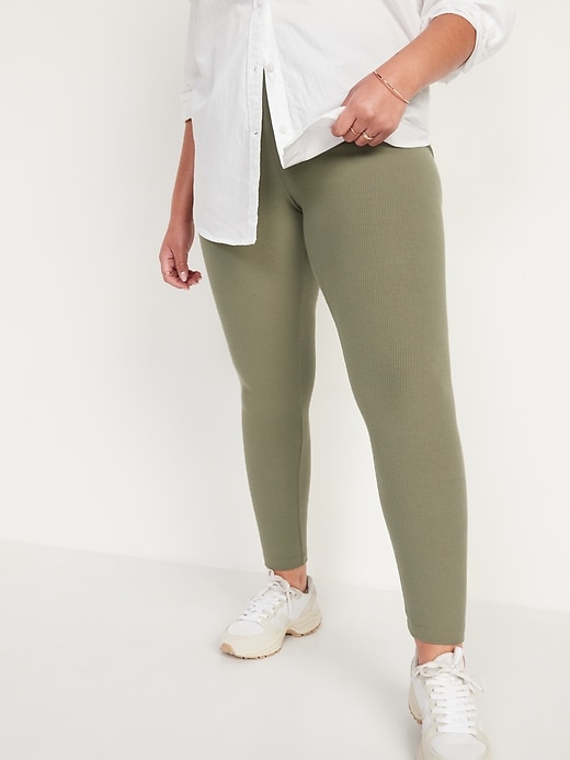 Old Navy High-Waisted Elevate Built-In Sculpt 7/8-Length Compression  Leggings, I Tested Old Navy's Leggings and These 3 Are at the Top of My  List