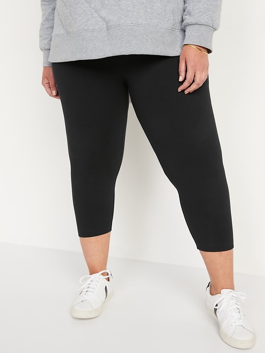 Image number 7 showing, High-Waisted Crop Leggings