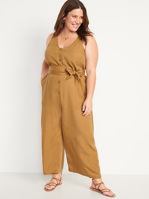 Image number 7 showing, Sleeveless Voop-Neck Waist-Defined Jumpsuit for Women