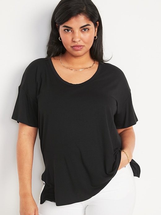 Old Navy - Oversized Luxe Voop-Neck Tunic T-Shirt for Women