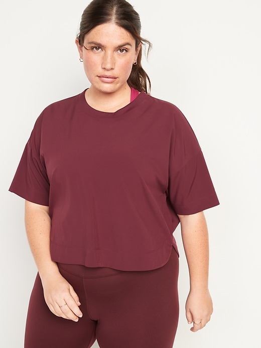 Image number 7 showing, Short-Sleeve StretchTech Loose Cropped T-Shirt