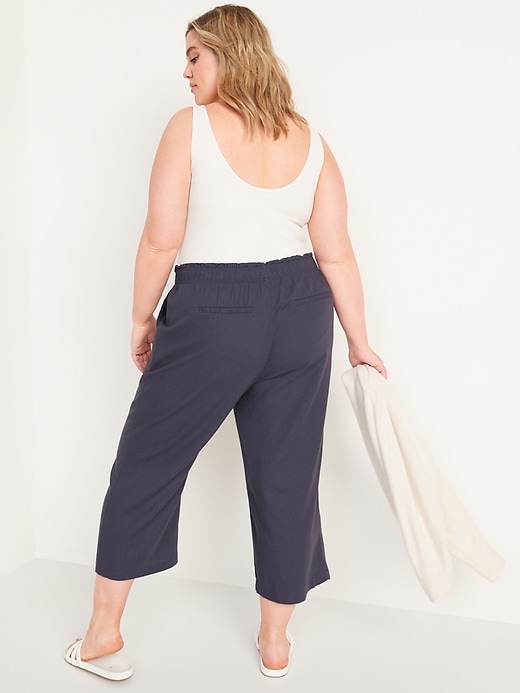 Image number 8 showing, High-Waisted Lettuce-Edge Linen-Blend Culotte Pants for Women