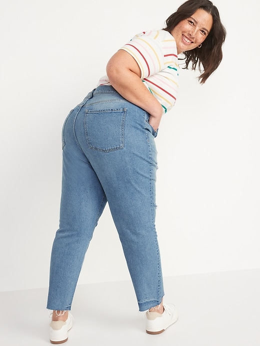 Image number 8 showing, Mid-Rise Boyfriend Straight Ripped Cut-Off Jeans