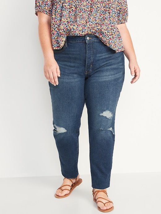 Image number 7 showing, Curvy High-Waisted OG Straight Ripped Cut-Off Jeans