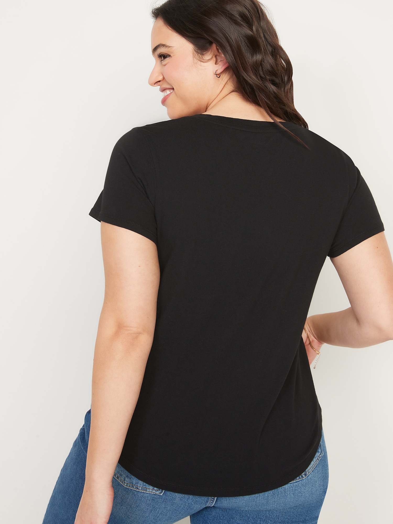 black crew neck shirt womens