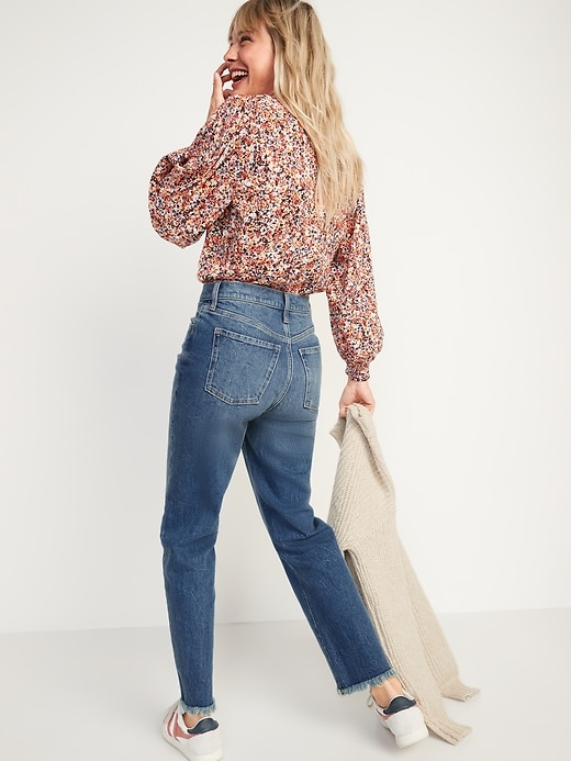 Image number 2 showing, Extra High-Waisted Sky-Hi Straight Cut-Off Jeans for Women