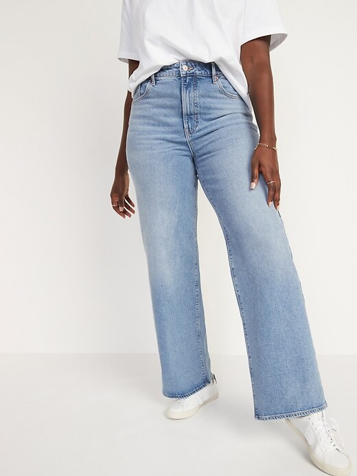 Image number 4 showing, Extra High-Waisted Light-Wash Wide-Leg Jeans