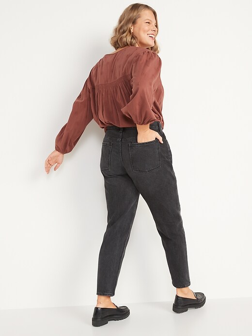 Image number 6 showing, Mid-Rise Button-Fly Slouchy Taper Cropped Non-Stretch Jeans for Women