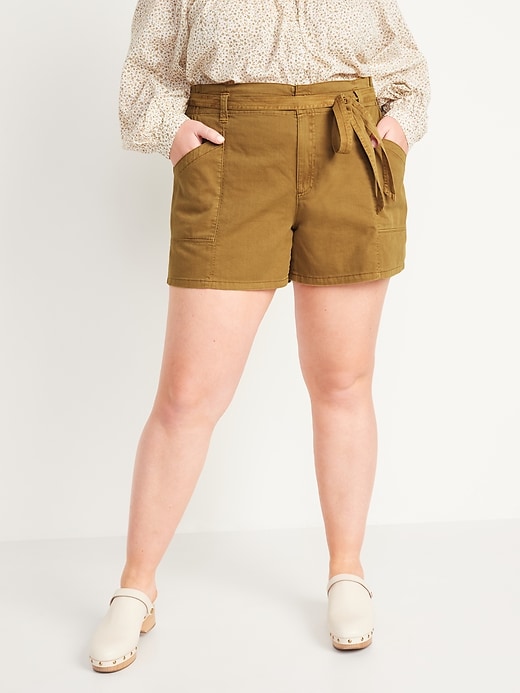Image number 7 showing, High-Waisted Twill Workwear Shorts -- 4.5-inch inseam