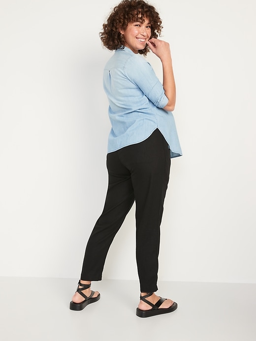 Image number 2 showing, Maternity Rollover-Waist Linen-Blend Cropped Pants