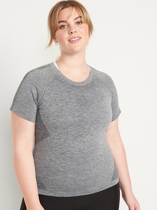 Image number 7 showing, Fitted Seamless Performance T-Shirt