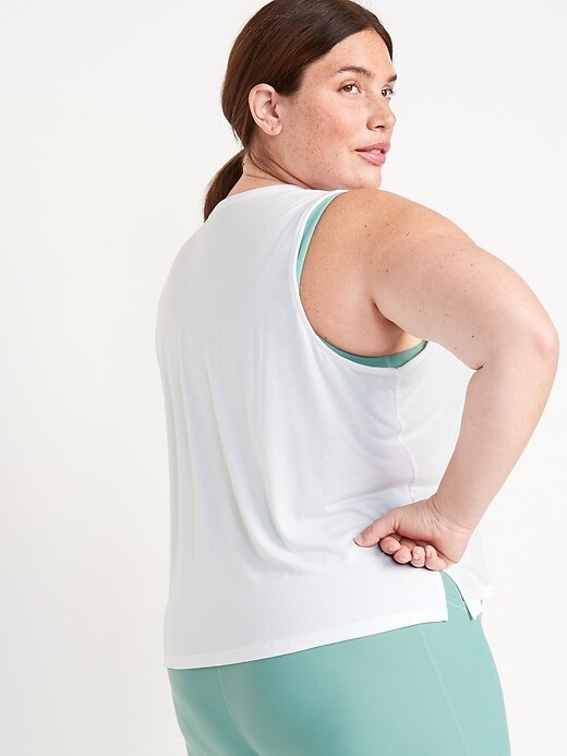 Image number 8 showing, UltraLite All-Day Performance Crop Tank Top for Women
