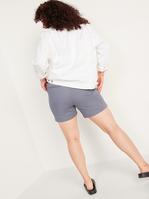 Image number 6 showing, High-Waisted Twill Everyday Shorts for Women -- 5-inch inseam