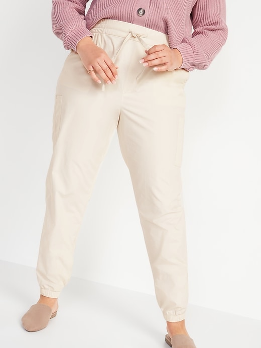 Image number 5 showing, High-Waisted Poplin Tapered Jogger Cargo Pants for Women
