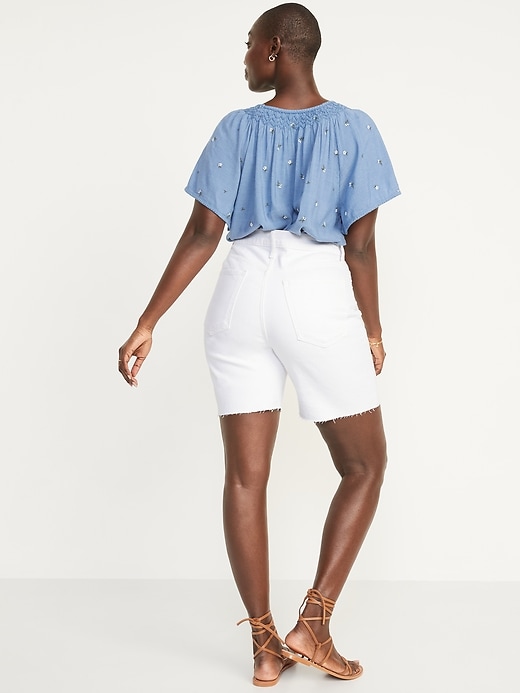 Image number 6 showing, Extra High-Waisted Button-Fly Sky-Hi Straight White Cut-Off Jean Shorts for Women -- 7-inch inseam