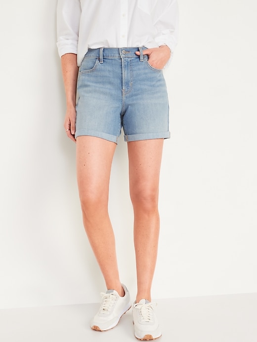 Image number 1 showing, Mid-Rise Wow Jean Shorts for Women -- 5-inch inseam